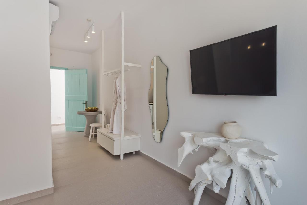 Enilion Luxury Suites Kyra Panagia Exterior foto