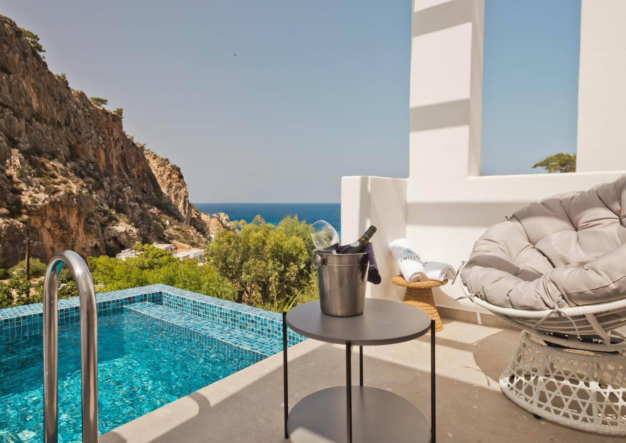 Enilion Luxury Suites Kyra Panagia Exterior foto